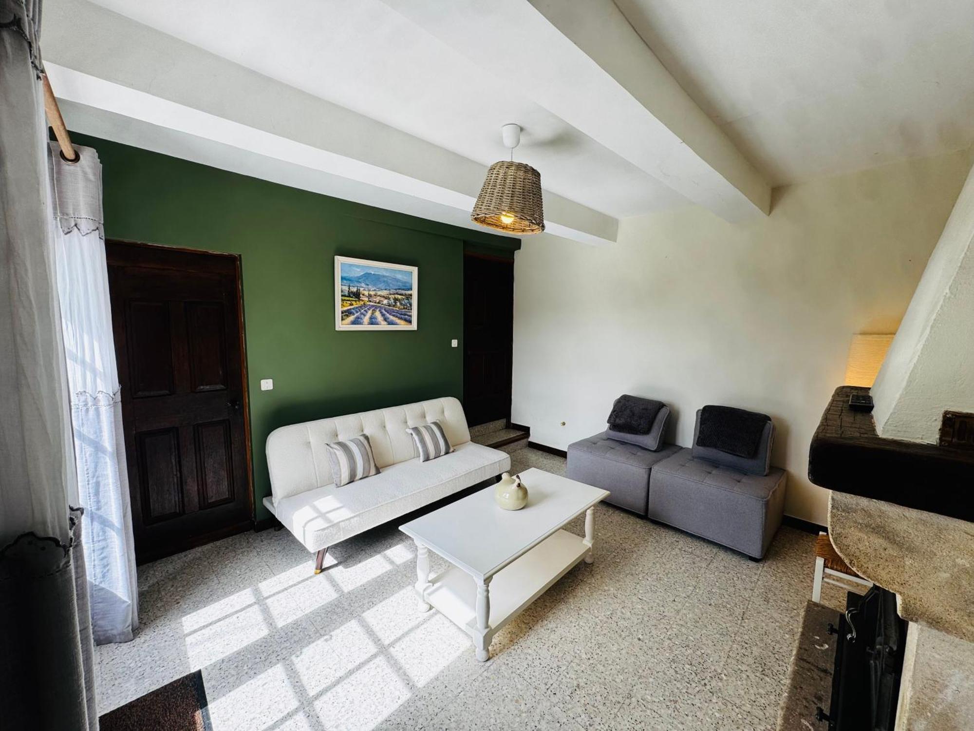 Gite La Bastide De La Loge Au Pied Du Mont Ventoux ソー・ドゥ・ヴォクリューズ 部屋 写真